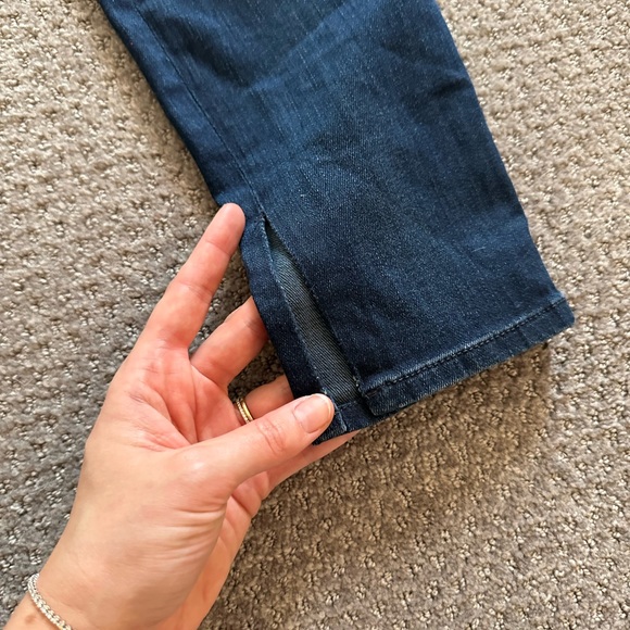 MOTHER Swooner Ankle Slice Jeans - Picture 4 of 9